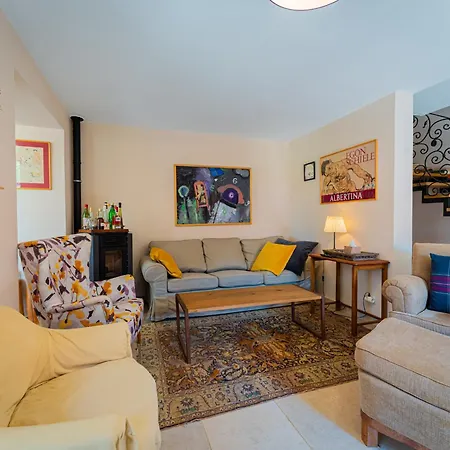 Benka, Istrian Stone House