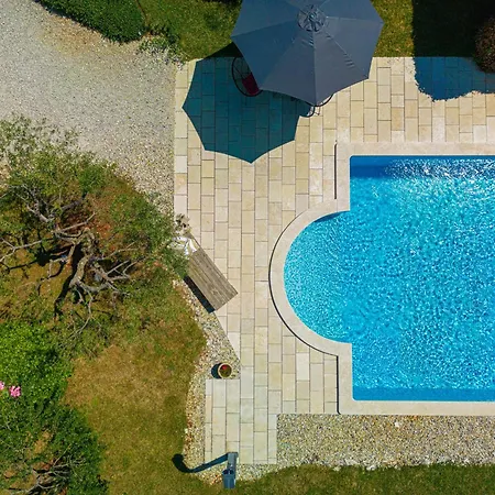 Benka, Istrian Stone House Tinjan