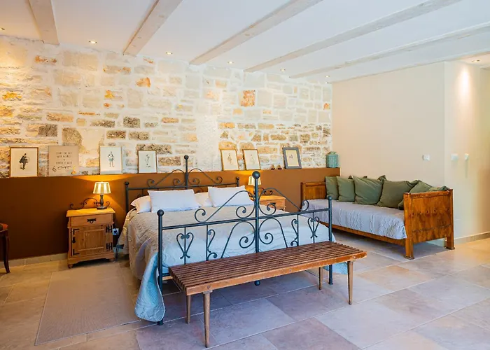 Villa Benka, Istrian Stone House
