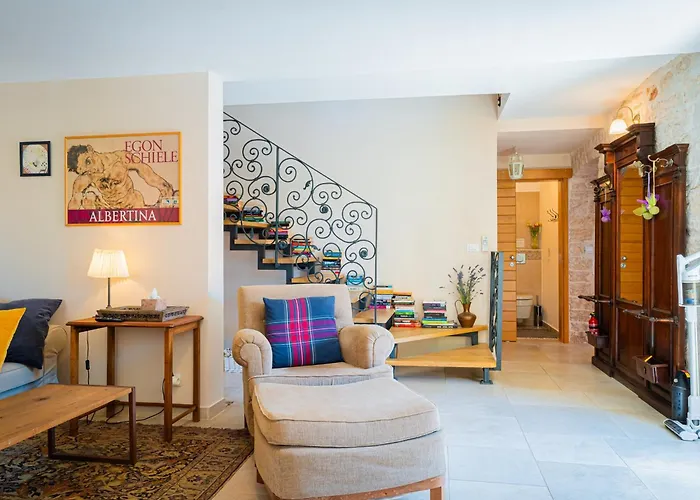 Benka, Istrian Stone House * Tinjan