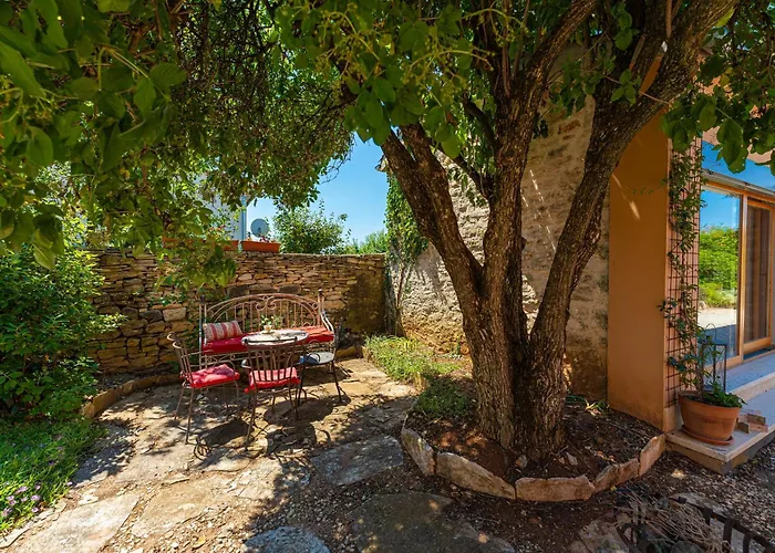 Benka, Istrian Stone House Villa *