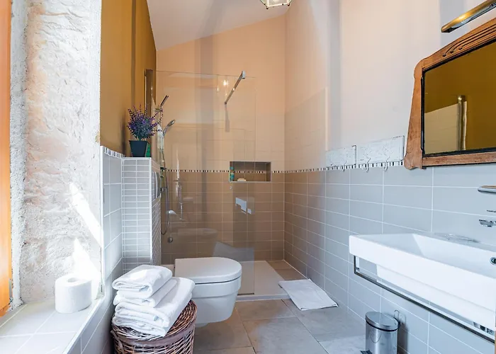 Villa Benka, Istrian Stone House