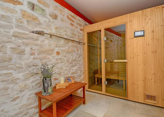 Benka, Istrian Stone House